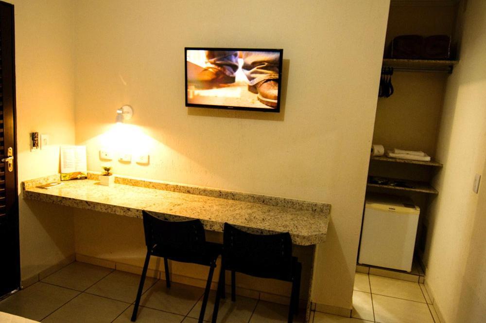 Mediterraneo Park Hotel Três Lagoas Kültér fotó